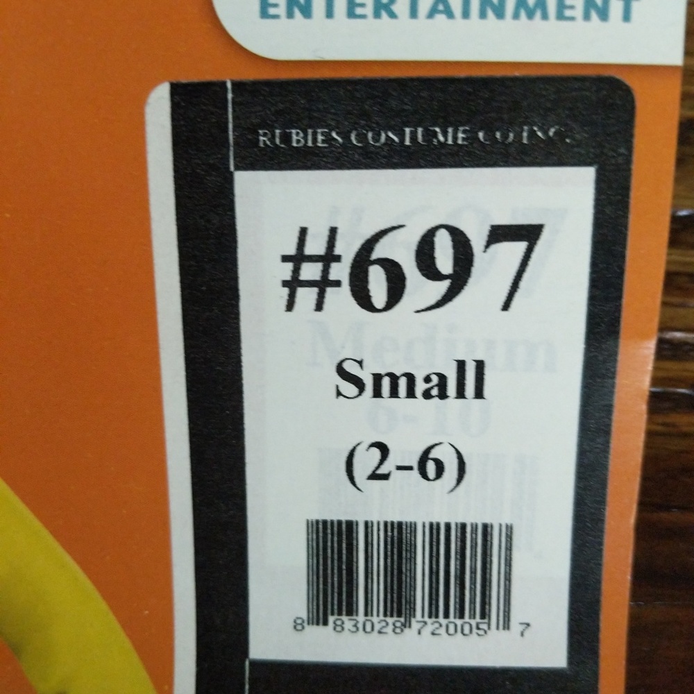 Minion Costume - Picture 5 of 5